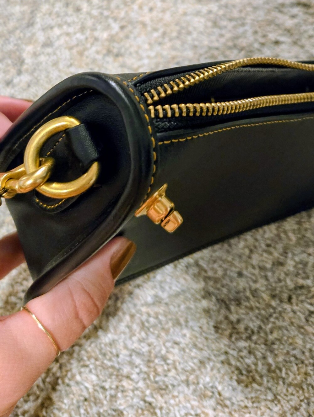 Coach Swinger Bag Re-edition In Black - Picture 10 of 12